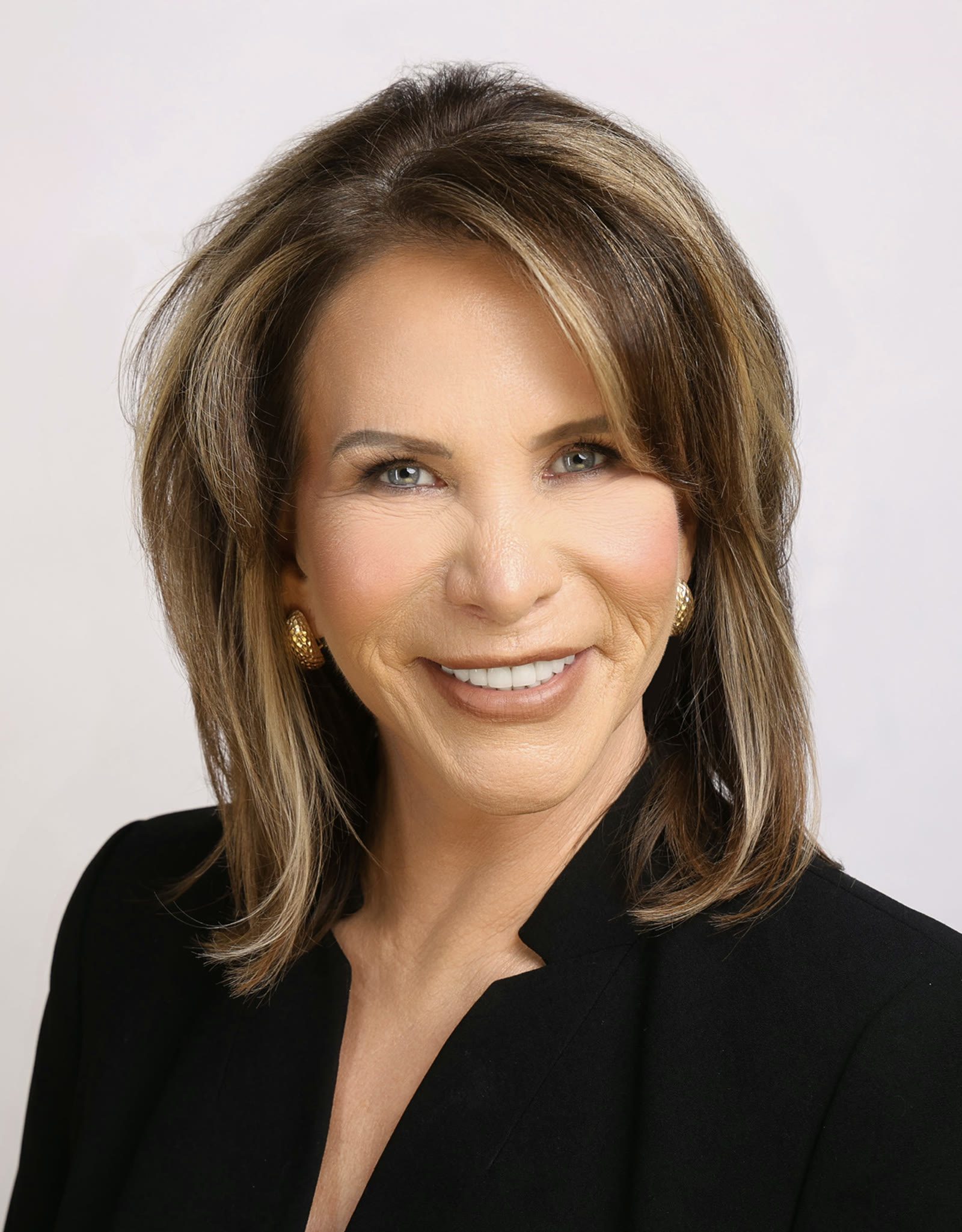 Lisa Wolf, Founder and CEO of Wolf Search Solutions